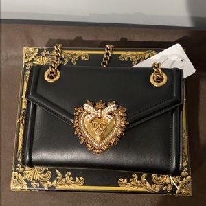 DOLCE GABBANA
Dolce & Gabbana small Devotion crossbody bag